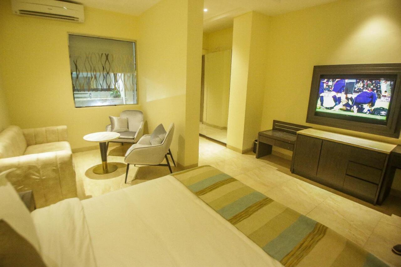 Perfecto La Villa Hotel And Suites Lagos Exteriér fotografie