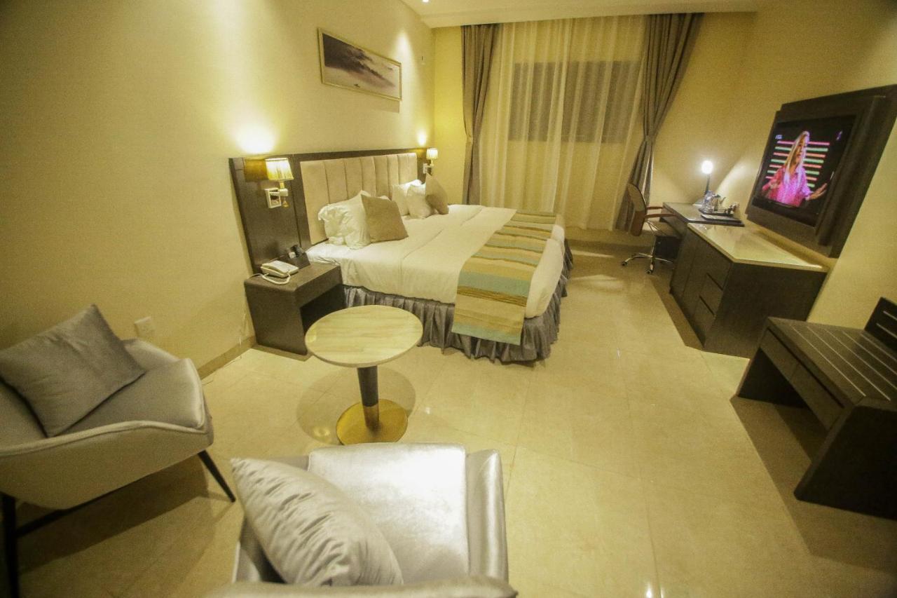 Perfecto La Villa Hotel And Suites Lagos Exteriér fotografie