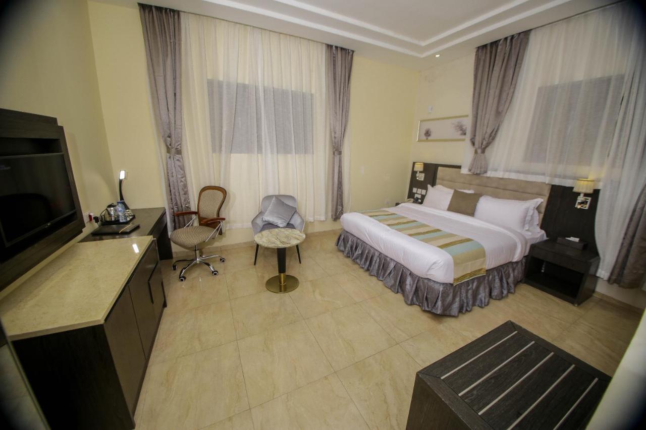 Perfecto La Villa Hotel And Suites Lagos Exteriér fotografie